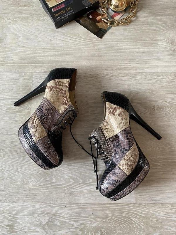 Women Dolce & Gabbana Ankle Boots Black Leather 39