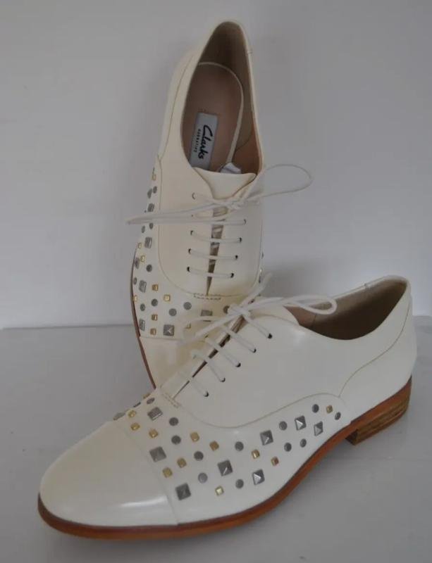 Women Clarks Heels White Leather 37.5