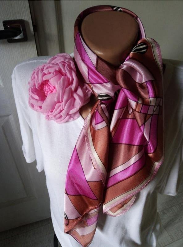 Femme American Vintage Écharpe Rose Satin