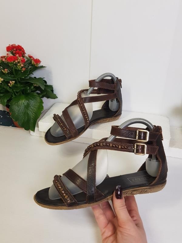 Donna GLOBUS Sandali Marrone Pelle 36