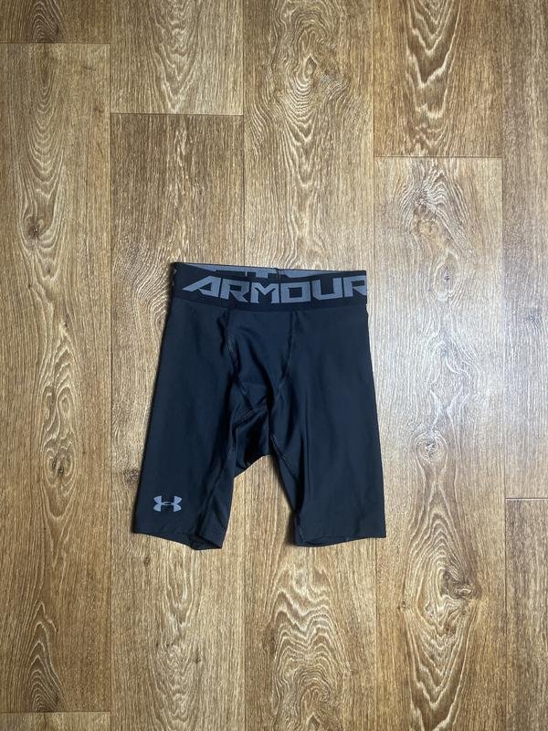 Мужские Under Armour Шорты Чёрный 30 / S / 44