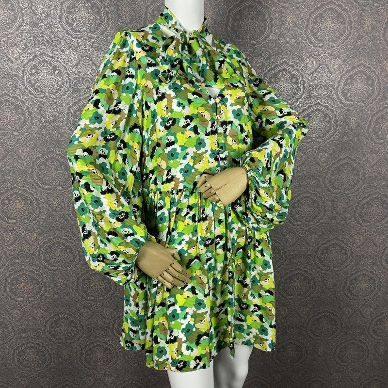 Женское Ted Baker Платье Зелёный Вискоза 38