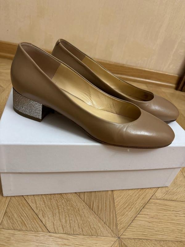 Donna Nando Muzi Tacchi Marrone 38