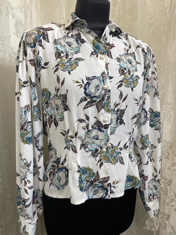 Женская Andrea di Stefano Блузка Белая Вискоза 38