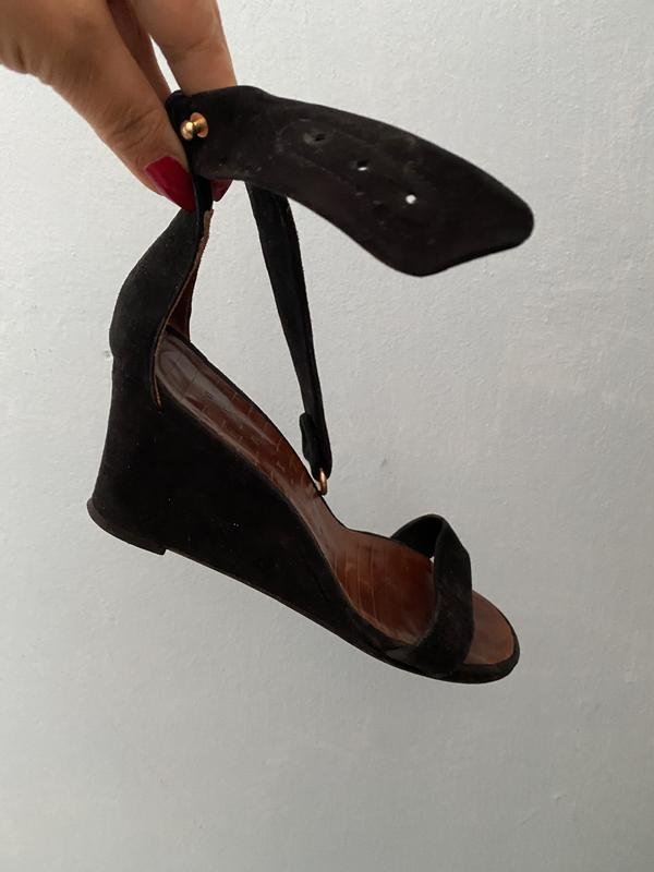 Женские Chie Mihara Босоножки Чёрный Замша 38