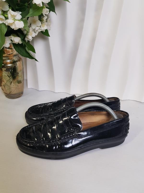 Женские Tod's Лоферы Чёрные Лаковая Кожа 38