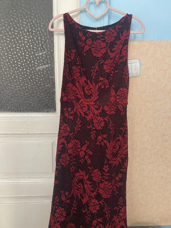 Женское alice + olivia Платье Красное 38 / M / 46