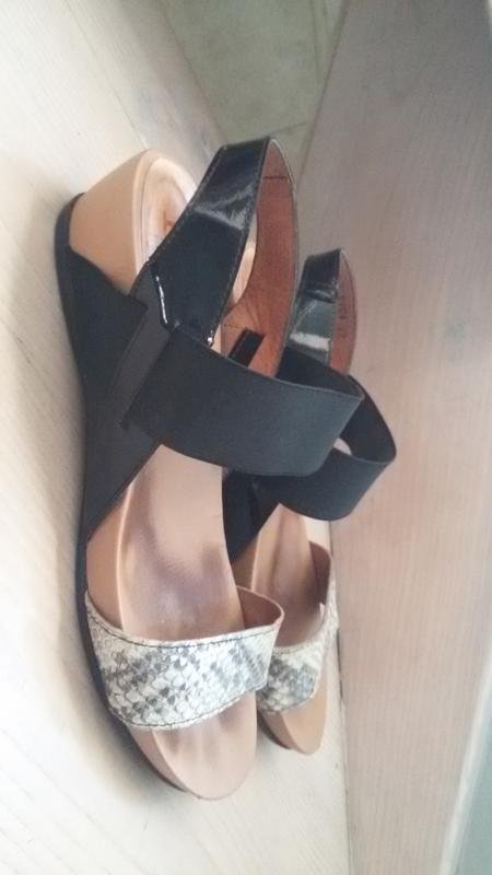 Женские Wonders Босоножки Чёрный Кожа 38