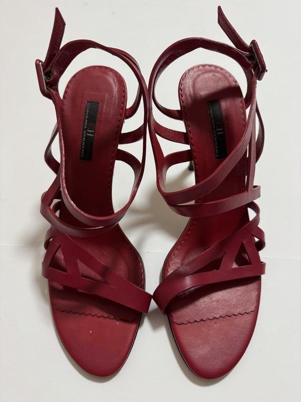 Donna Carolina Herrera Tacchi Borgogna 38.5