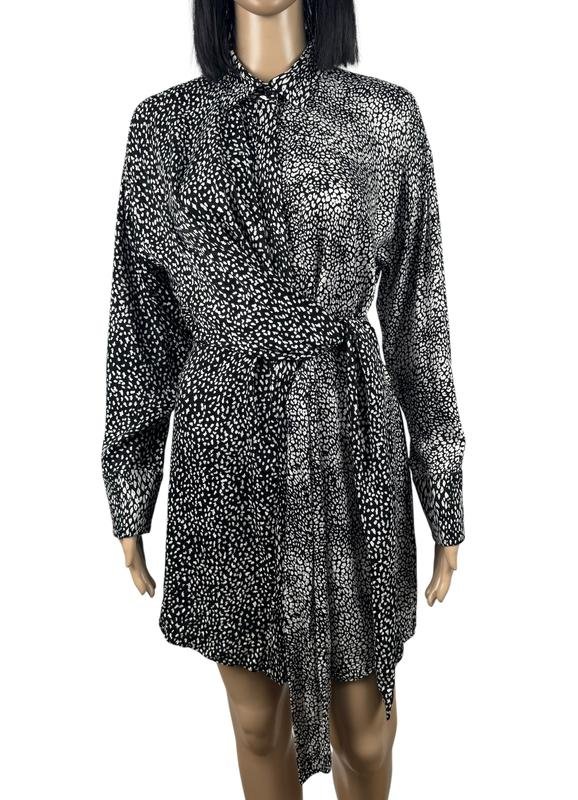 Женское Alice + Olivia Платье Белое Вискоза S