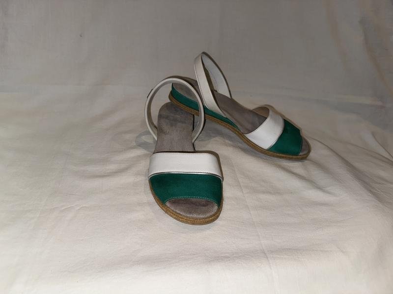 Женские Castelli Босоножки Белые Кожа 38