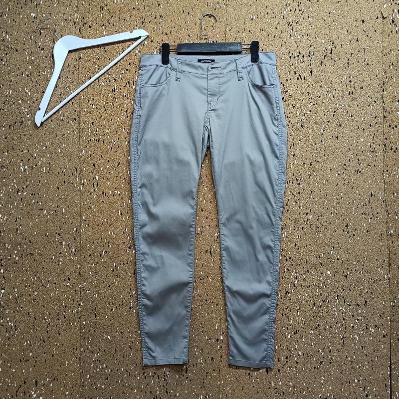 Donna Arc'teryx Pantaloni Argento Cotone M