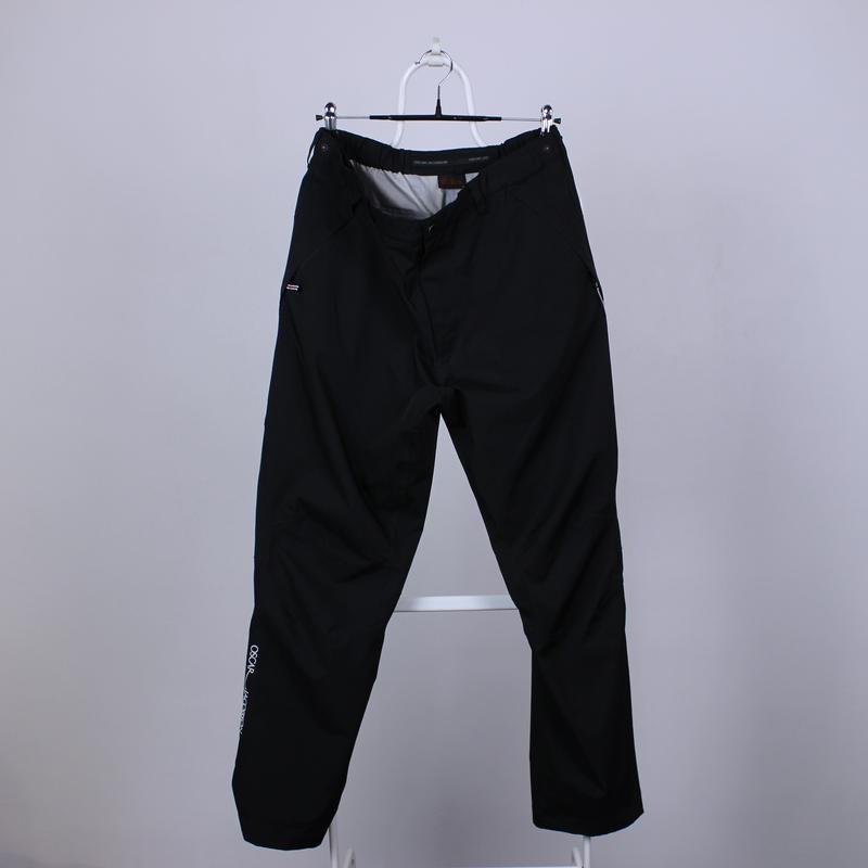 Мужские Oscar Jacobson Штаны Чёрные 36 / XL / 50