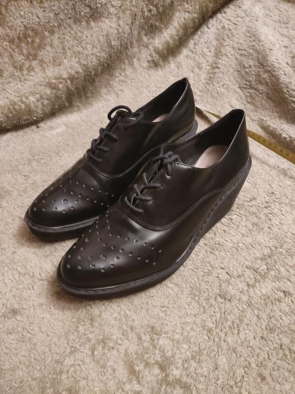 Женские Clarks Лоферы Чёрные Кожа 37