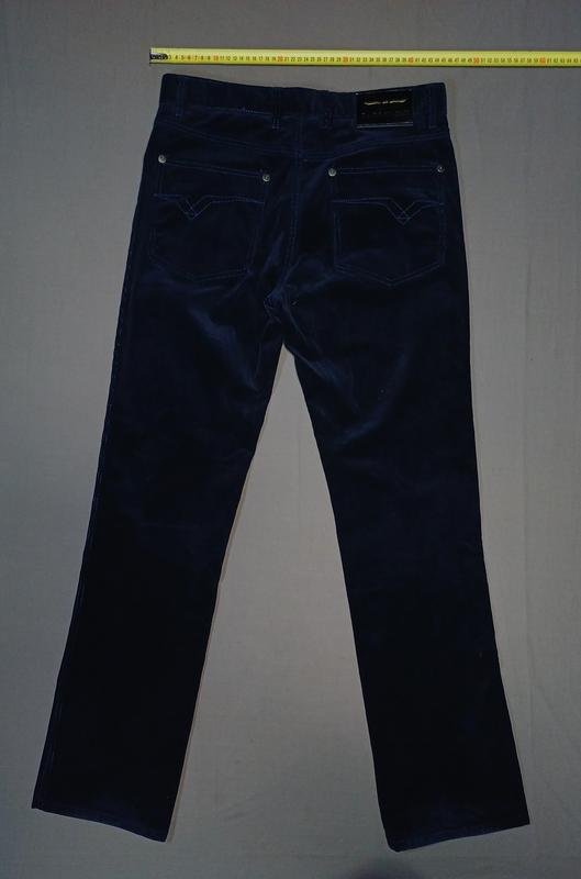 Мужской Emporio Armani Брюки Чёрный Вельвет 34