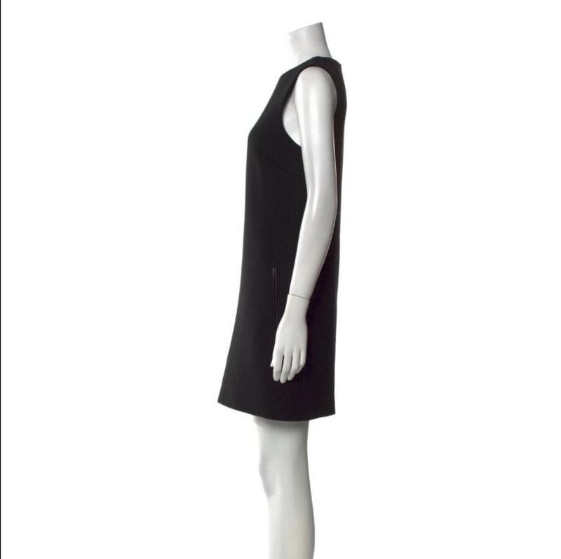 Женское Christopher Kane Платье Чёрный Шерсть 36