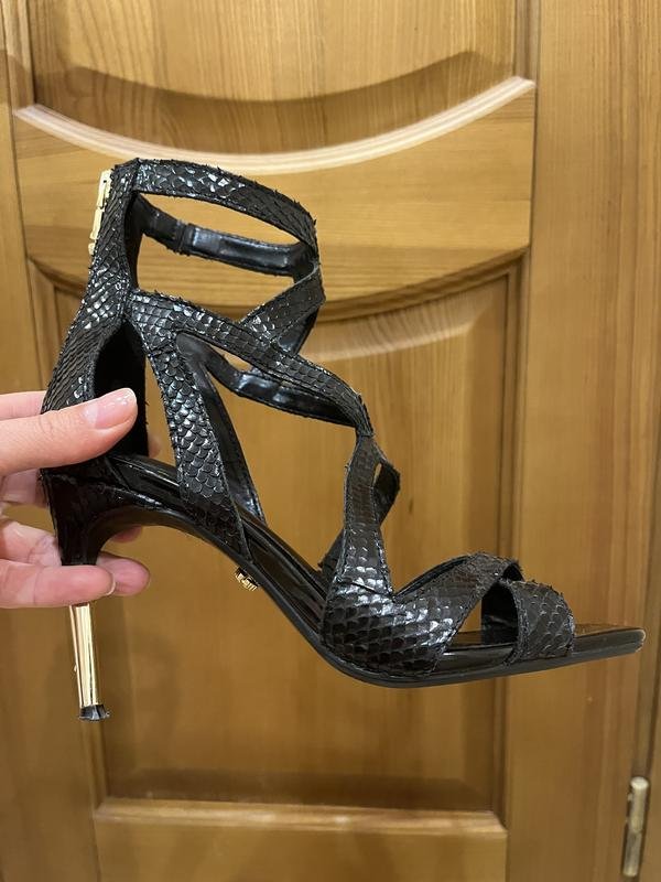 Женские Carvela Босоножки Чёрный Кожа 36.5