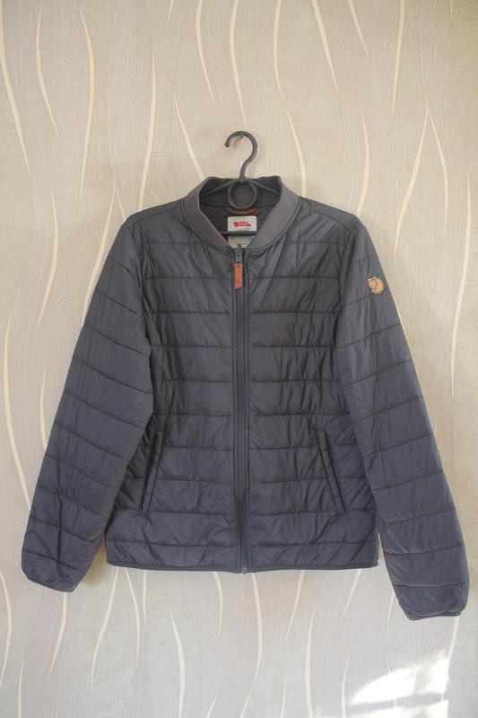 Женская Fjällräven Куртка Серый 38 / M / 46