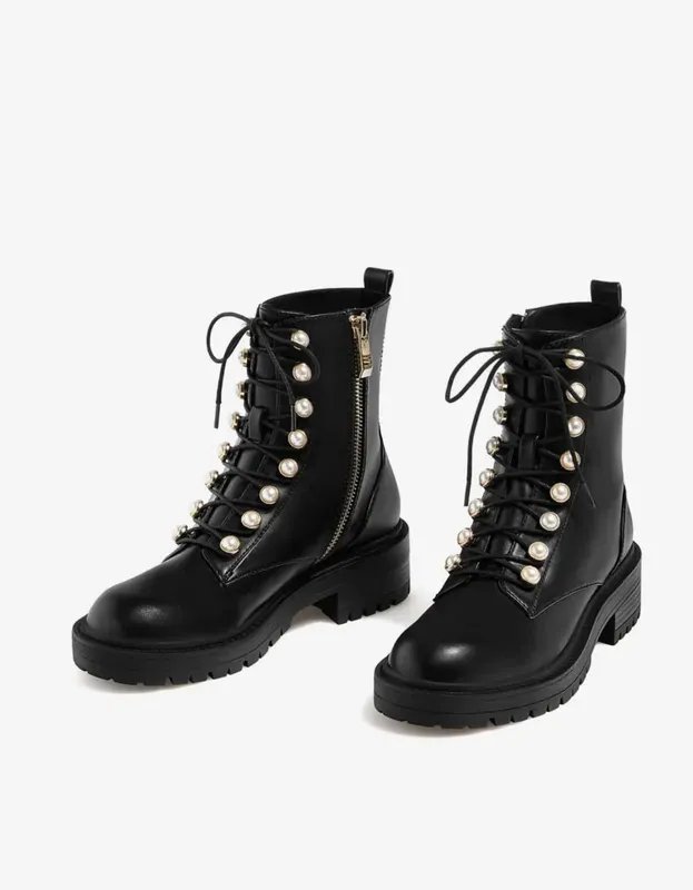 Женские Stradivarius Ботинки Чёрный Искусственная