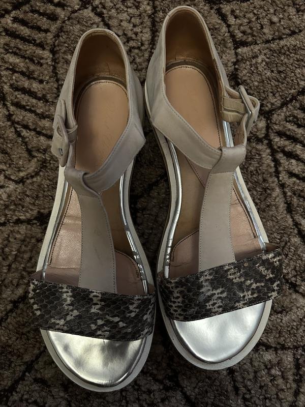 Женские Robert Clergerie Босоножки Бежевый Кожа 41