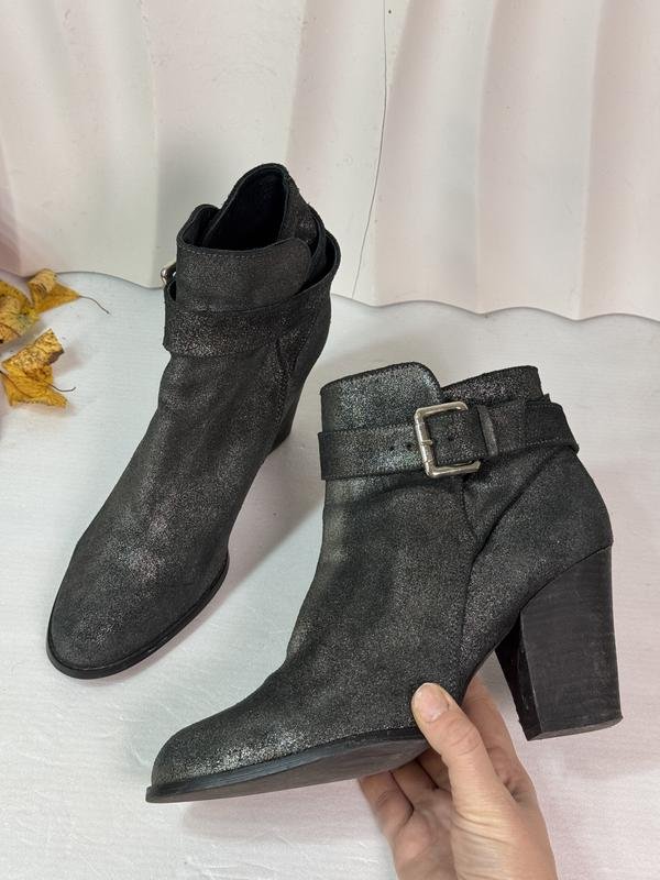 Femme Avant-Premiere Bottines Gris Nubuck 39