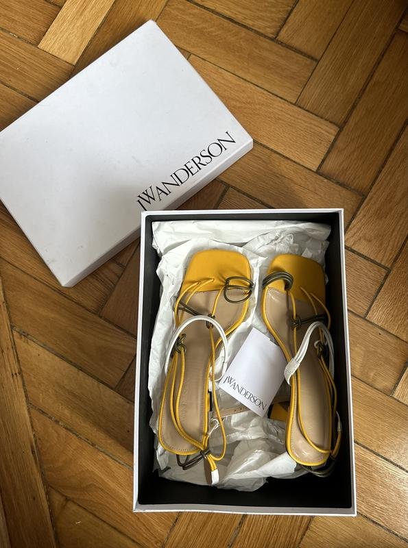 Женские JW Anderson Босоножки Жёлтый Кожа 39.5
