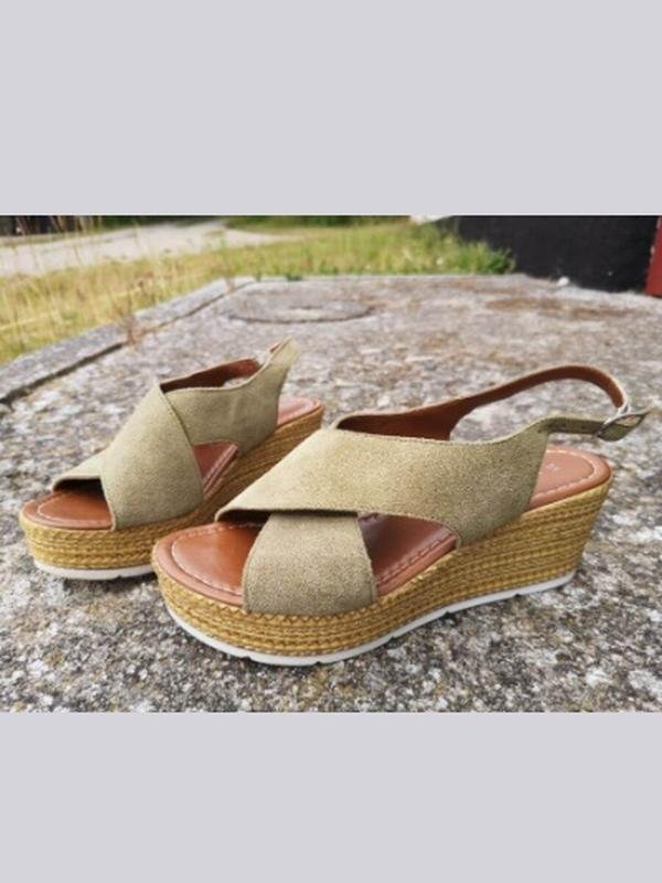 Женские Marco Tozzi Босоножки Хаки Замша 40