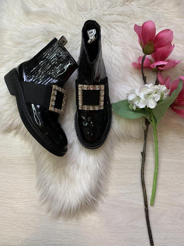 Женские Roger Vivier Сапоги Чёрный 38