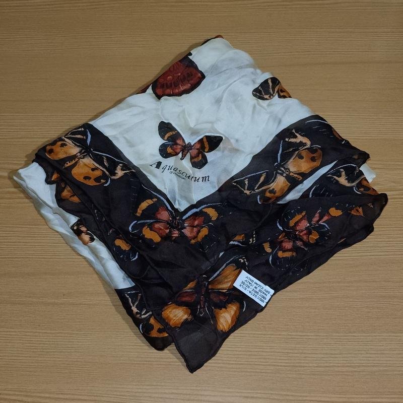 Aquascutum Scarf White Silk