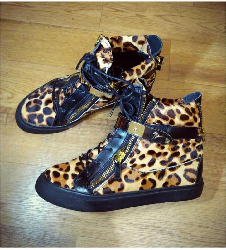 Женские Giuseppe Zanotti Ботинки Чёрный Бархат