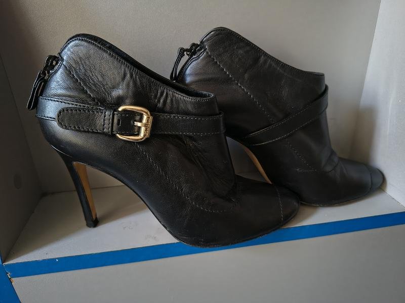 Женские Carolina Herrera Ботильоны Чёрный Кожа 37