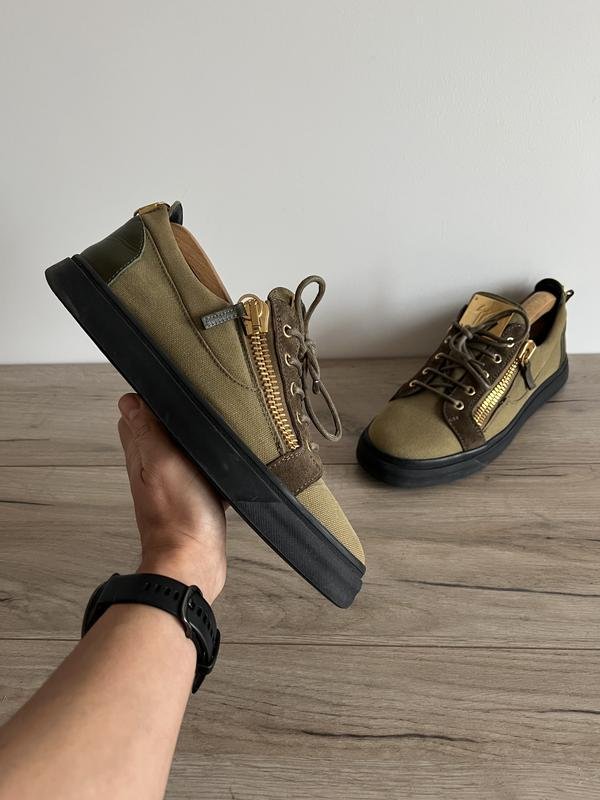 Herren Giuseppe Zanotti Slipper Khaki Wildleder 42