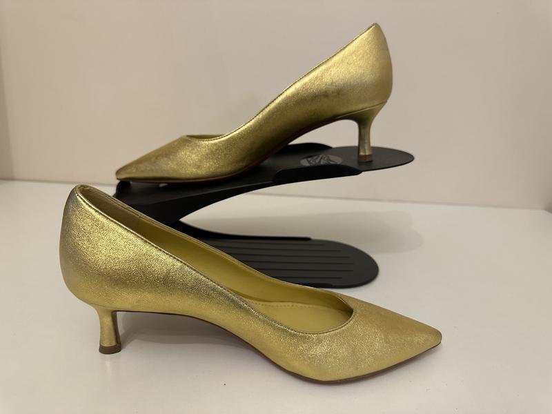 Donna Enzo di Martino Tacchi Oro Pelle 37