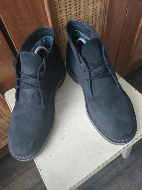 Herren Clarks Stiefel Schwarz Wildleder 41