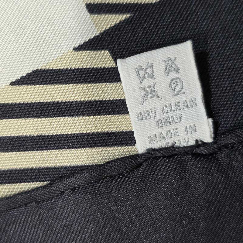 Женский Burberry Шарф Разноцветный Шелк