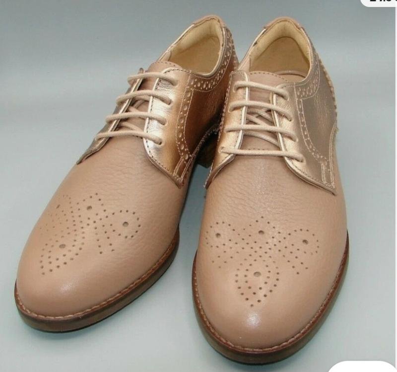 Женские Clarks Туфли Бежевый Кожа 39