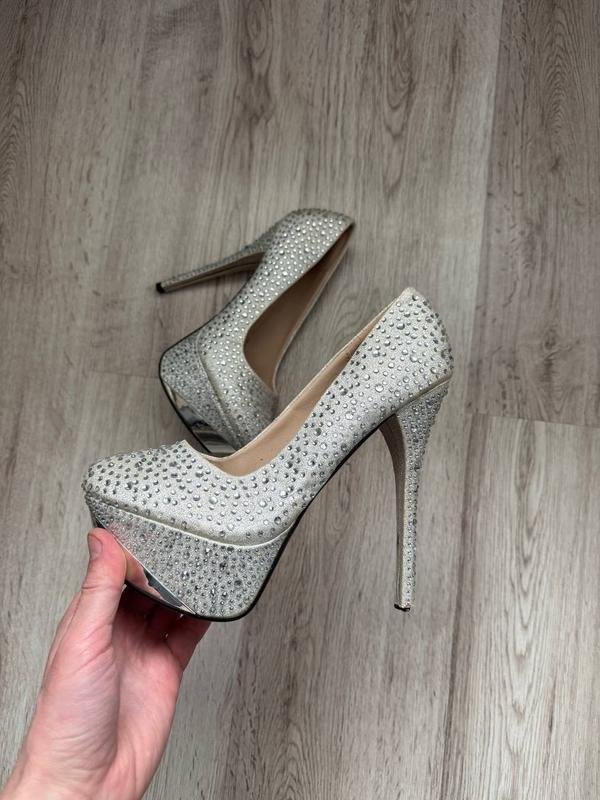 Женские Jimmy Choo Туфли Серый 40