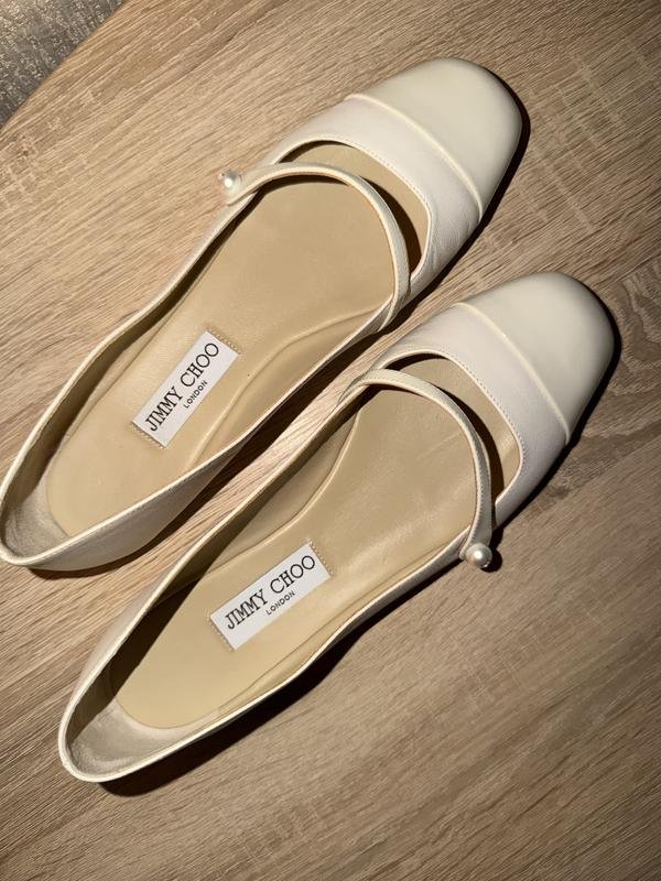 Женские Jimmy Choo Туфли Бежевый Лаковая кожа 39