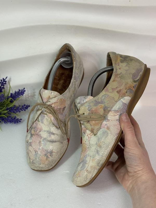 Femme Think! Talons Beige Cuir 40