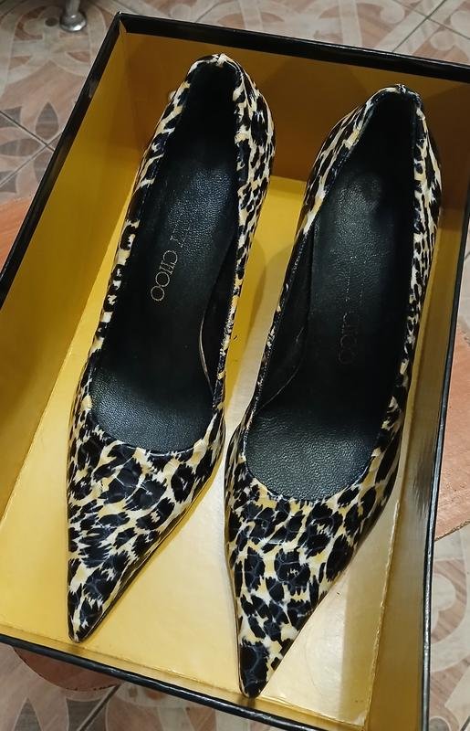 Женские Jimmy Choo Лодочки Чёрный Кожа 39