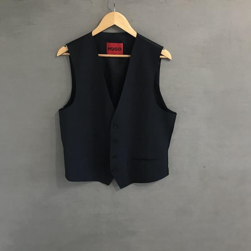 Men Hugo Boss Vest Navy Wool L