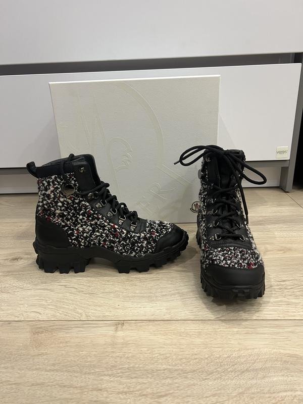 Женские Moncler Сапоги 37