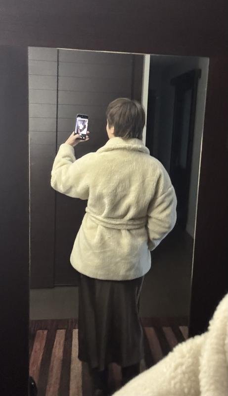 Женский Weekend Max Mara Пальто Молочный Шерсть 40