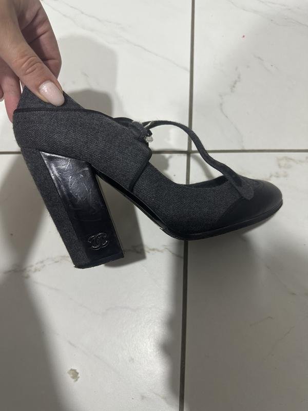 Женские Chanel Туфли Чёрные 40