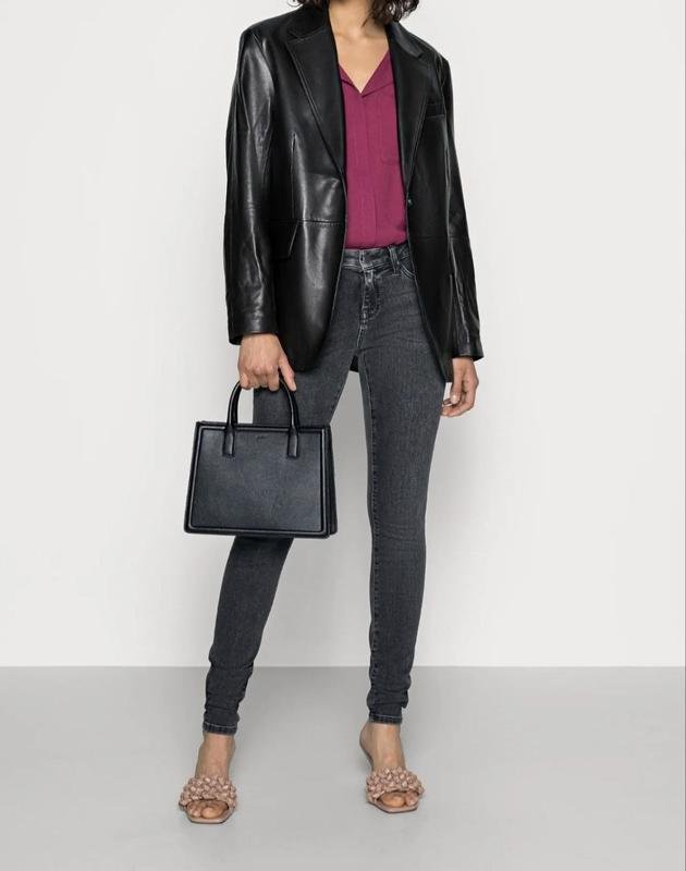 Women Selected Blouse Plum 36/S