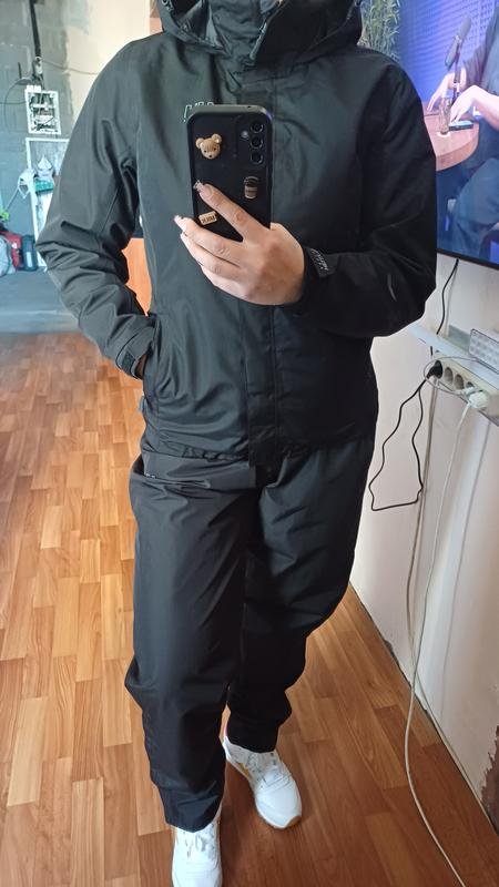 Женская Helly Hansen Ветровка Чёрная