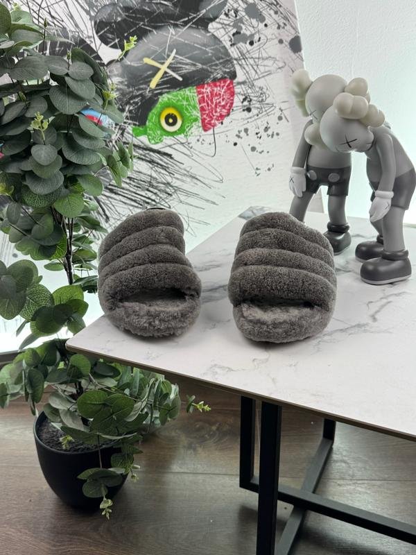 Damen UGG Hausschuhe Grau 38