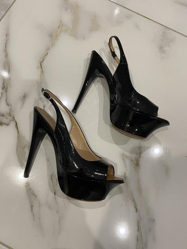 Женские Giuseppe Zanotti Туфли Чёрный 38.5