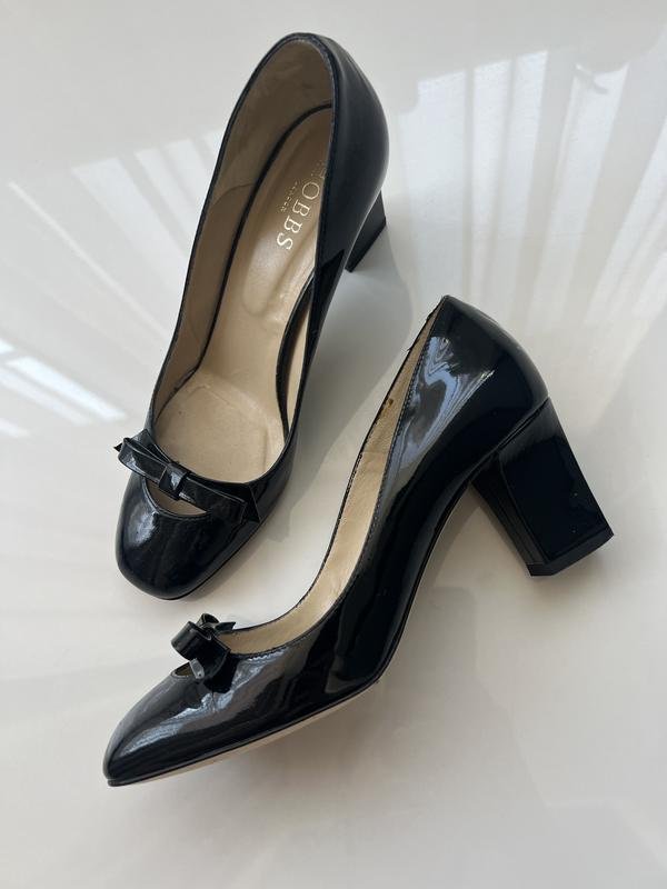 Damen Hobbs Absätze Schwarz 37