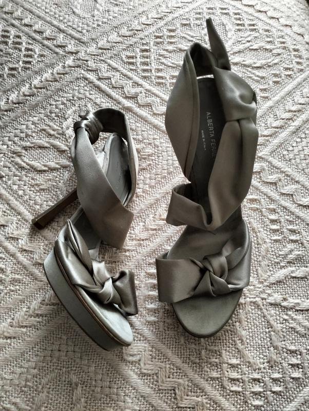 Женские Alberta Ferretti Босоножки Серебристый